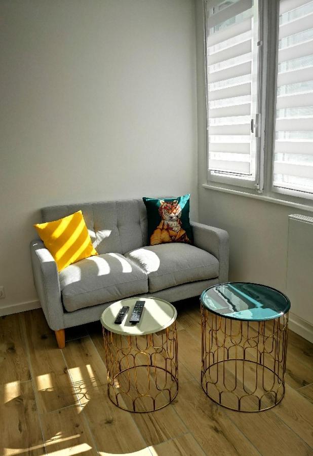Studio Moderne, Place Parking Prive, Emplacement Ideal A 100 M Du Lac. Annecy Esterno foto