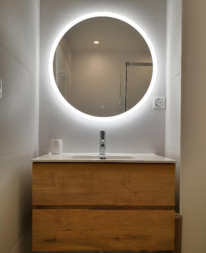 Studio Moderne, Place Parking Prive, Emplacement Ideal A 100 M Du Lac. Annecy Esterno foto