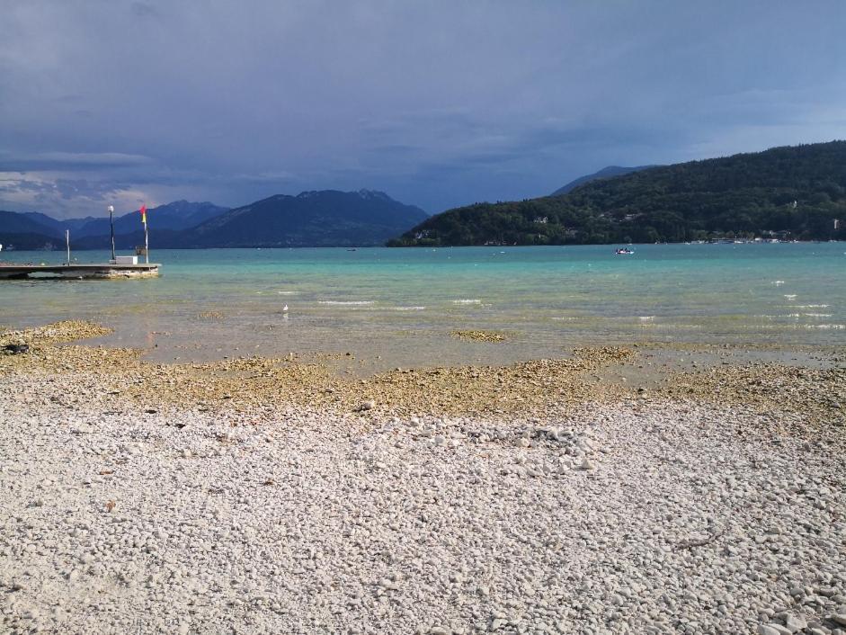 Studio Moderne, Place Parking Prive, Emplacement Ideal A 100 M Du Lac. Annecy Esterno foto